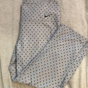 Nike Dri-Fit Leggings Size Medium